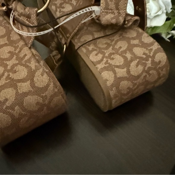 Guess Guess - Picture 7 of 9